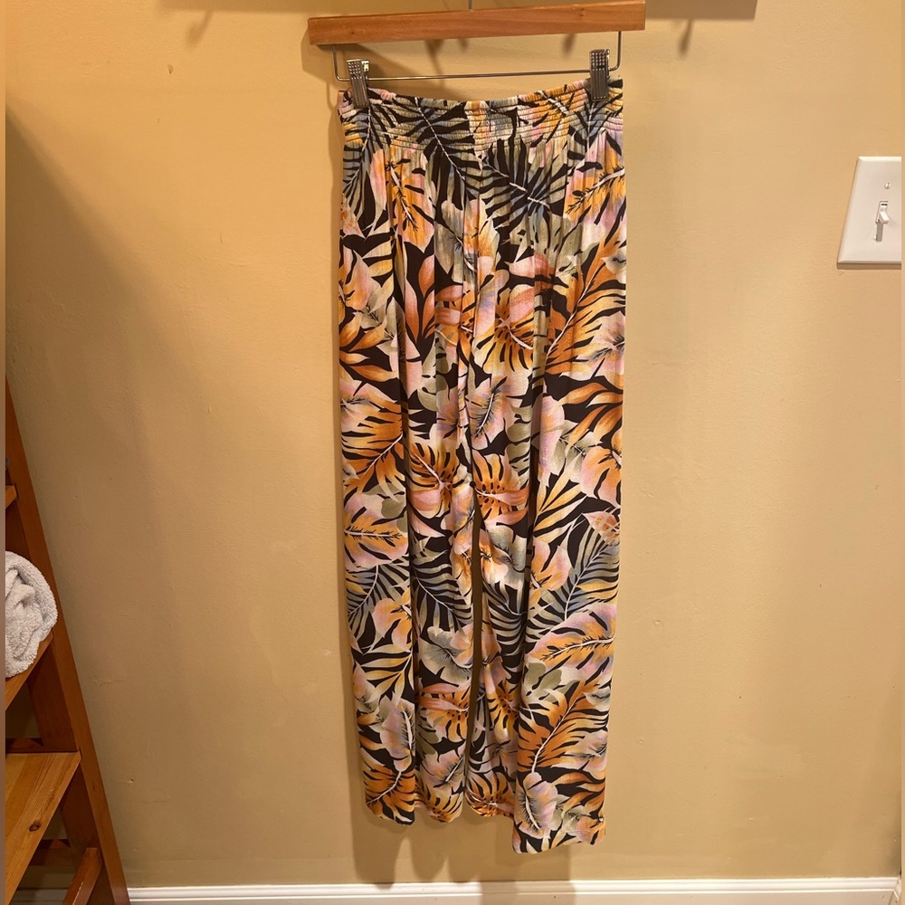 Billabong Tropical Print Wide-Leg Pants - Picture 10 of 11